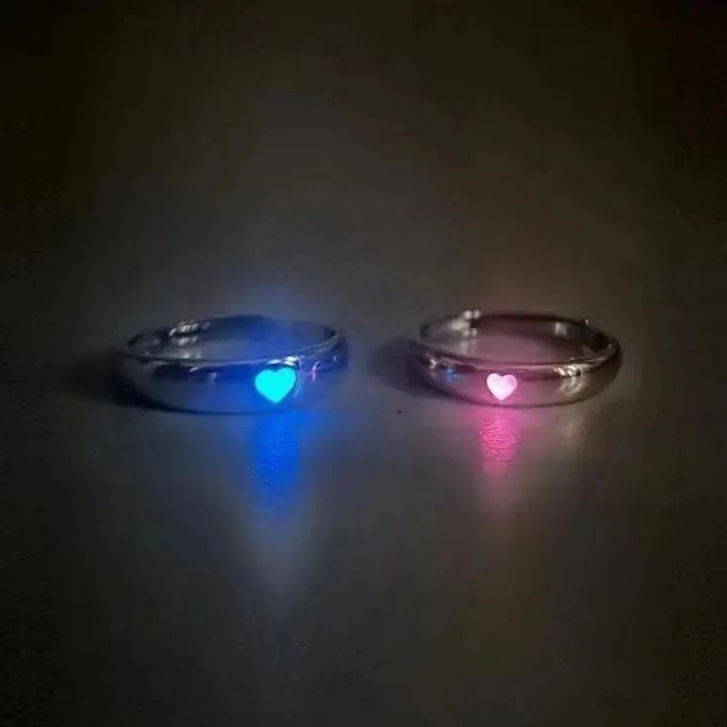 2Pcs Fashion Blue Luminous Star Couple Ring Glow In Dark Fluorescent Zircon Ring Women Men Adjustable Finger Rings Jewelry Gifts