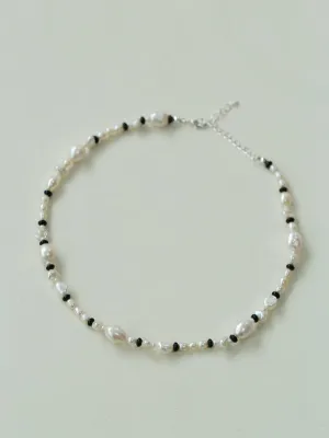 Baroque Pearl and Black Agate Beaded Necklace