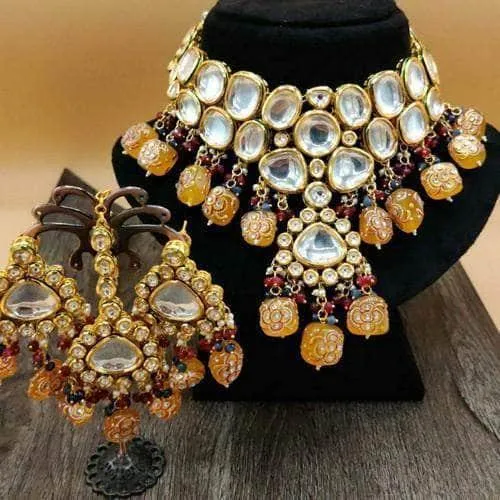 Big Kundan Drop Pendant Necklace Set