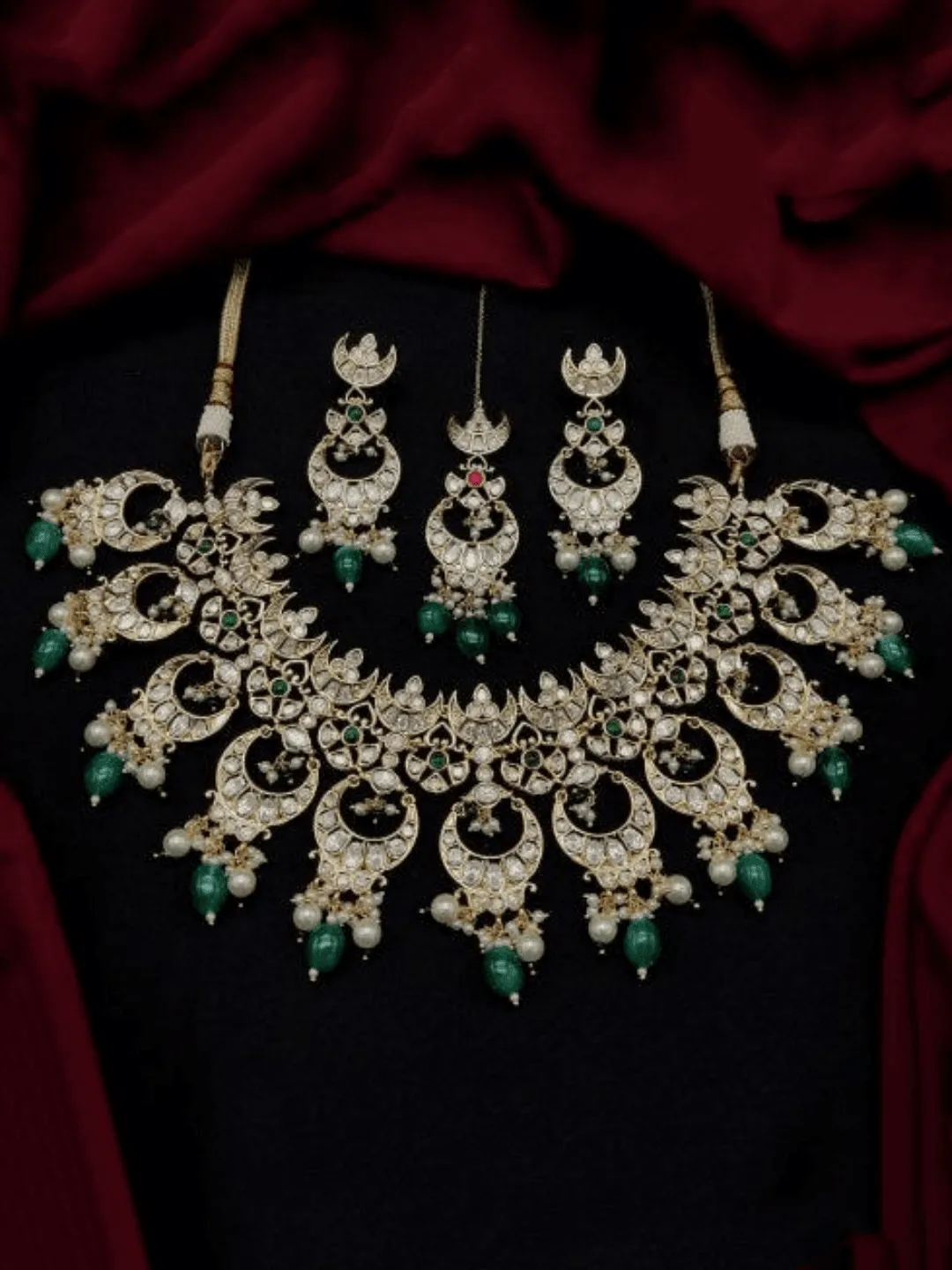 Chand Kundan Choker Necklace Set