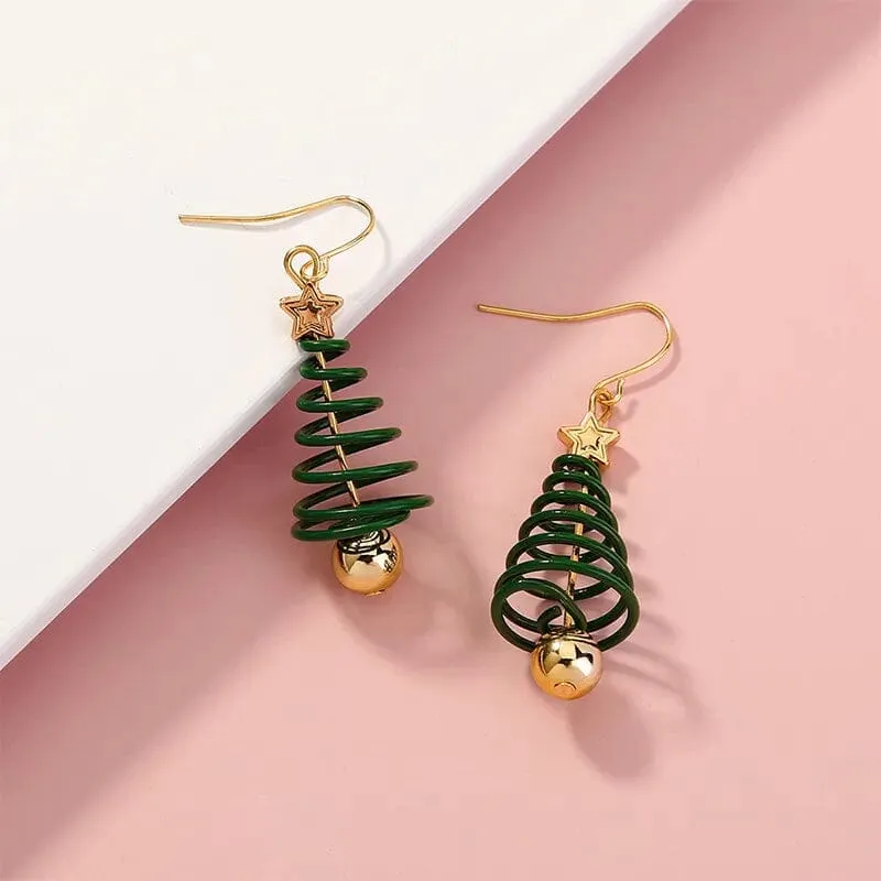 Christmas Tree Dangle Earrings | A Festive Fashion Statement