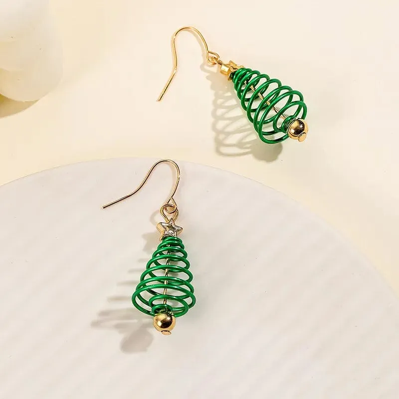 Christmas Tree Dangle Earrings | A Festive Fashion Statement