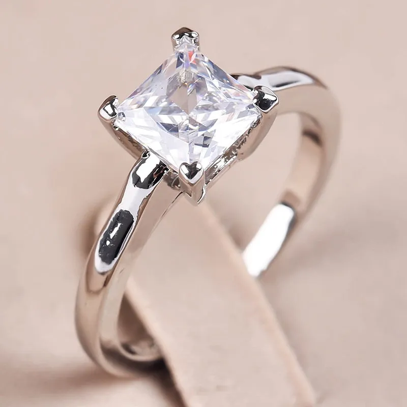 Exquisite White Glass Filled Glass Filledia Wedding Rings / Charm  Silver Color Engagement Ring