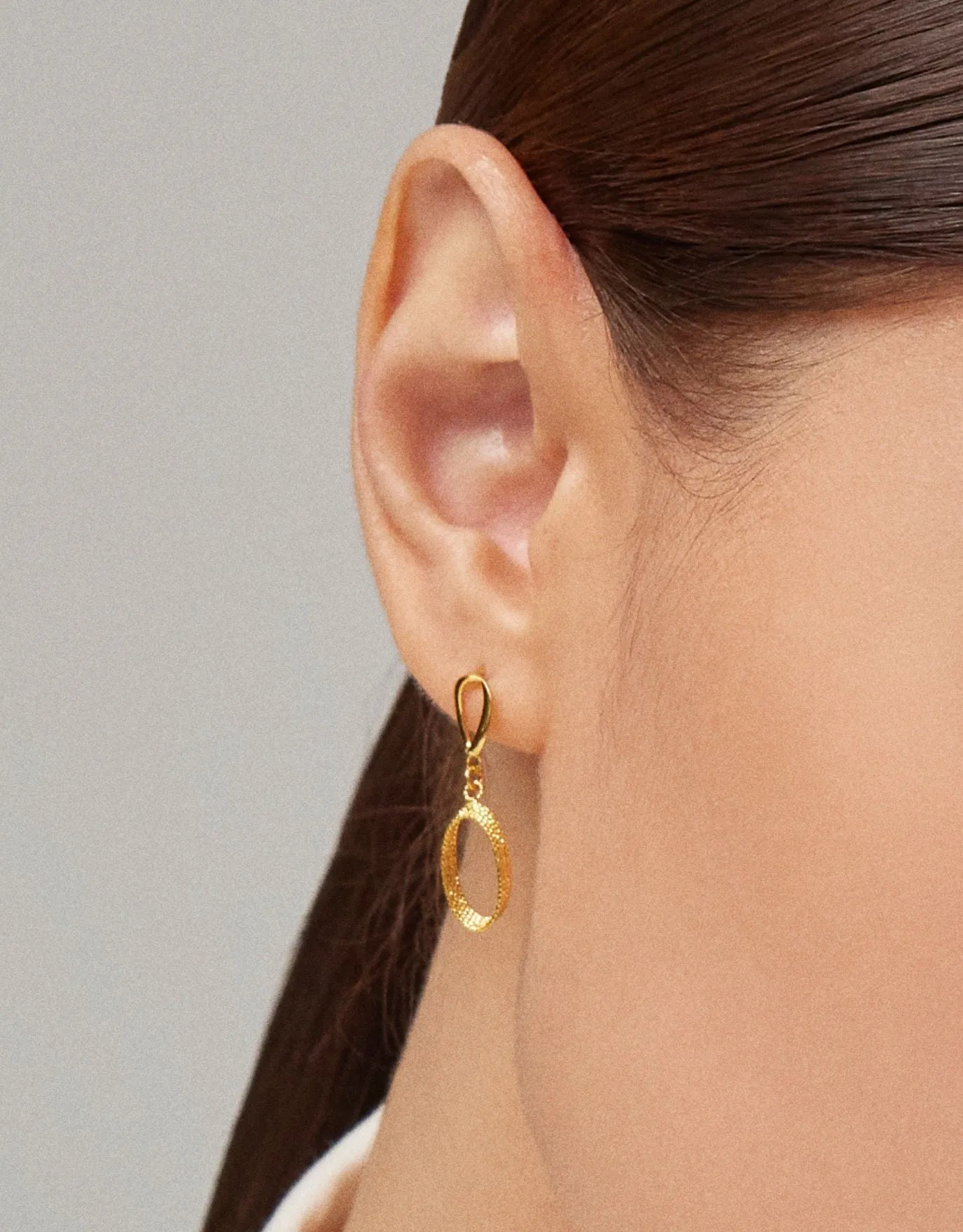 LVC 9IN Ellipse 999 Gold Drop Earrings