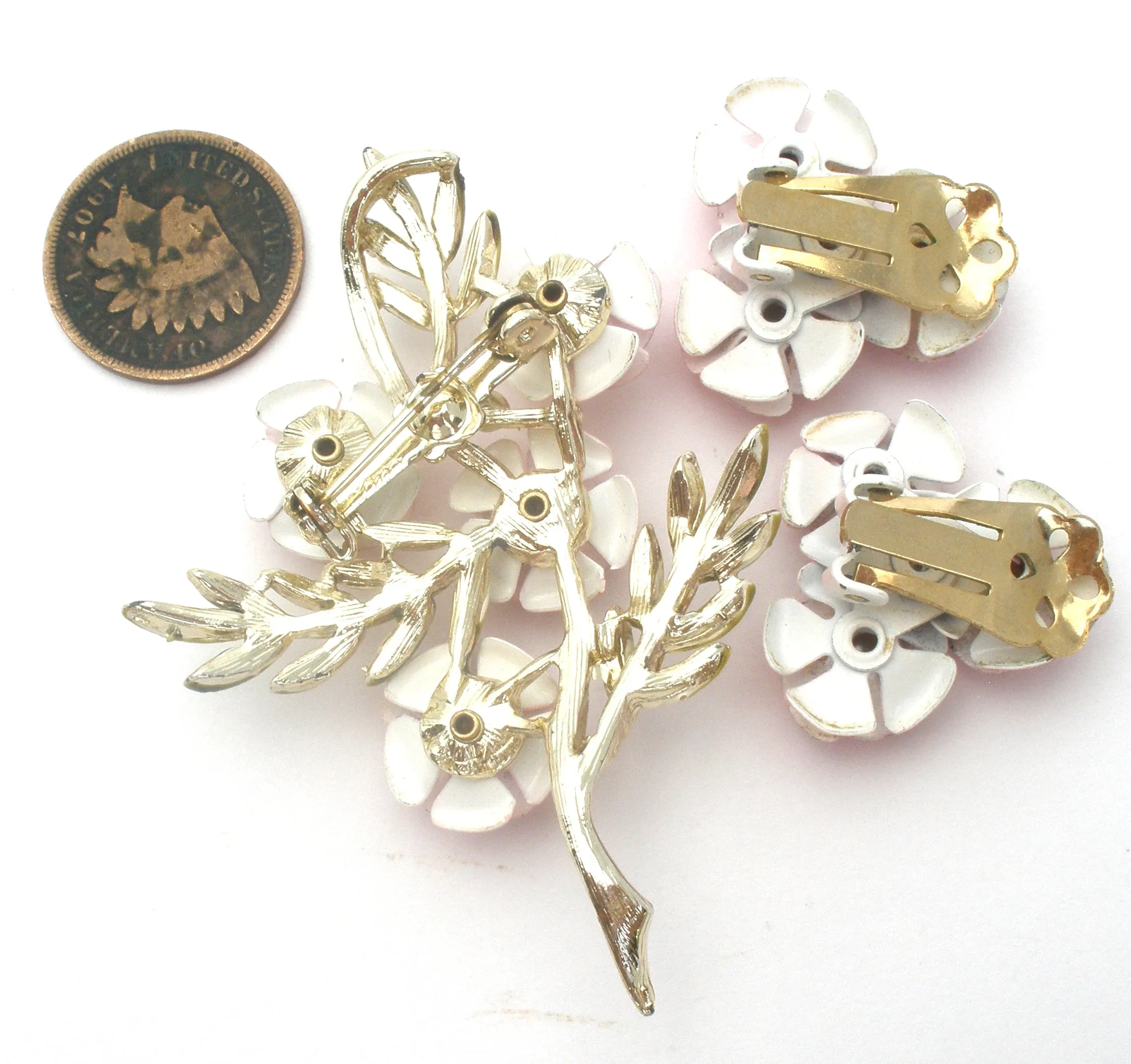 Pink Enamel Pearl Flower Brooch Set