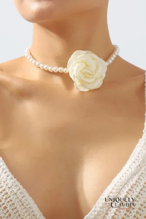 Rose Bud Pearl Choker