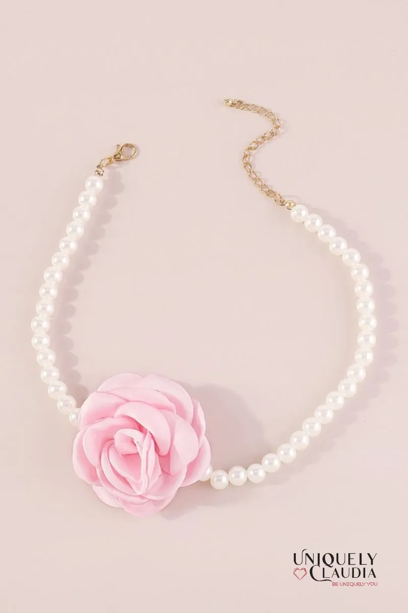 Rose Bud Pearl Choker