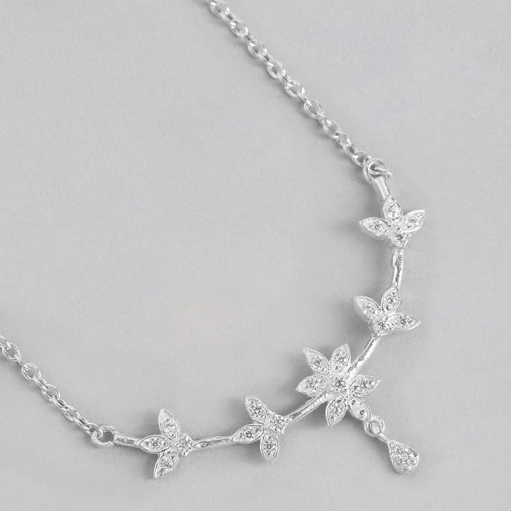 Silver star power necklace